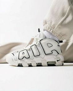 Nike Air More Uptempo